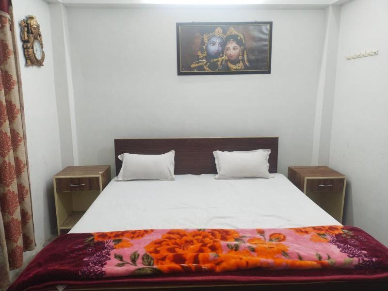 Shree Krishna Garden Hotel Jhusi Kültér fotó