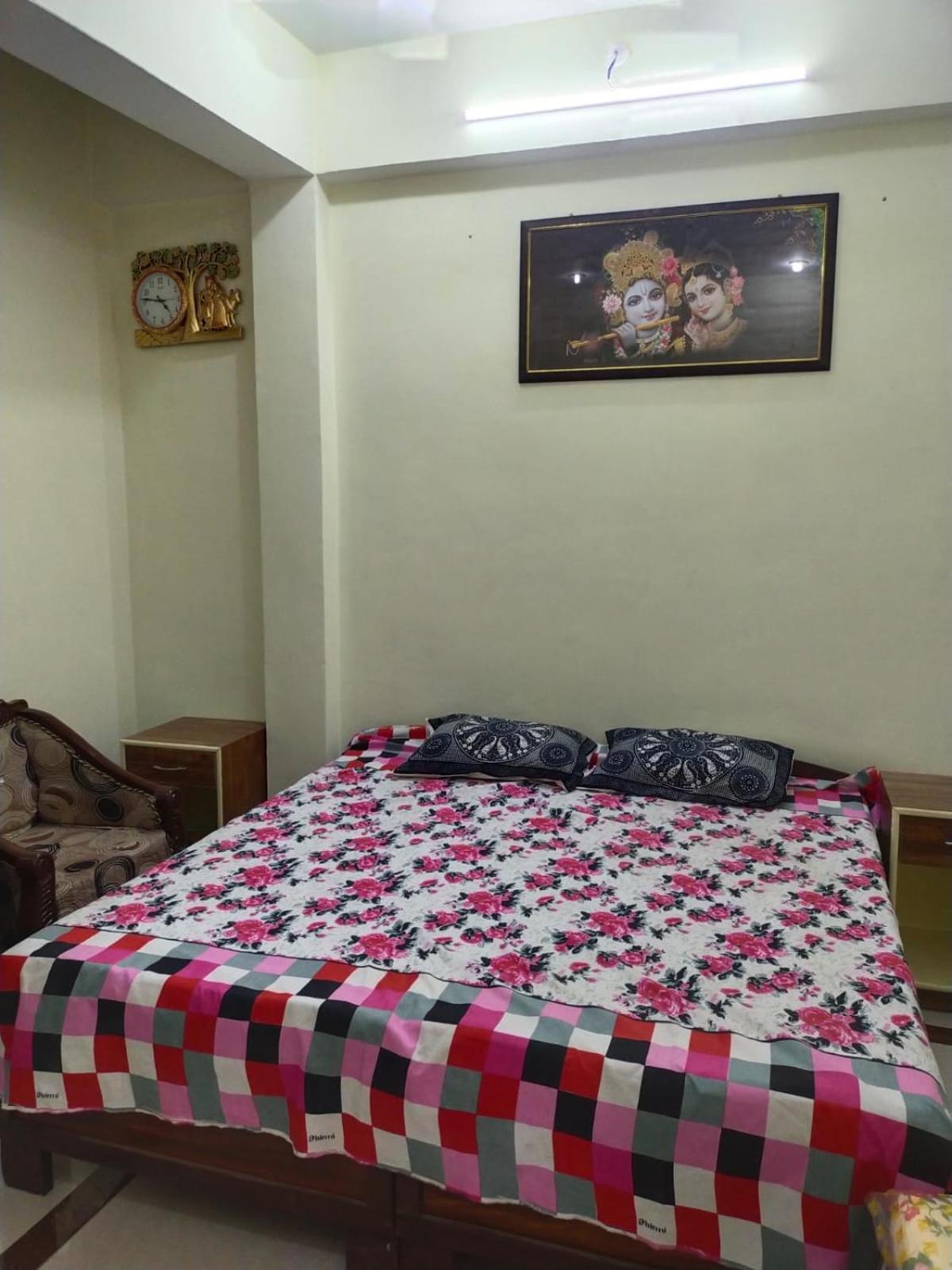 Shree Krishna Garden Hotel Jhusi Kültér fotó